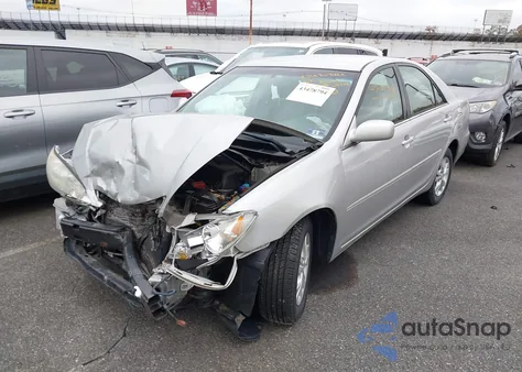 2005 Toyota Camry Le V6 from USA, damaged, VIN 4T1BF32K45U101609